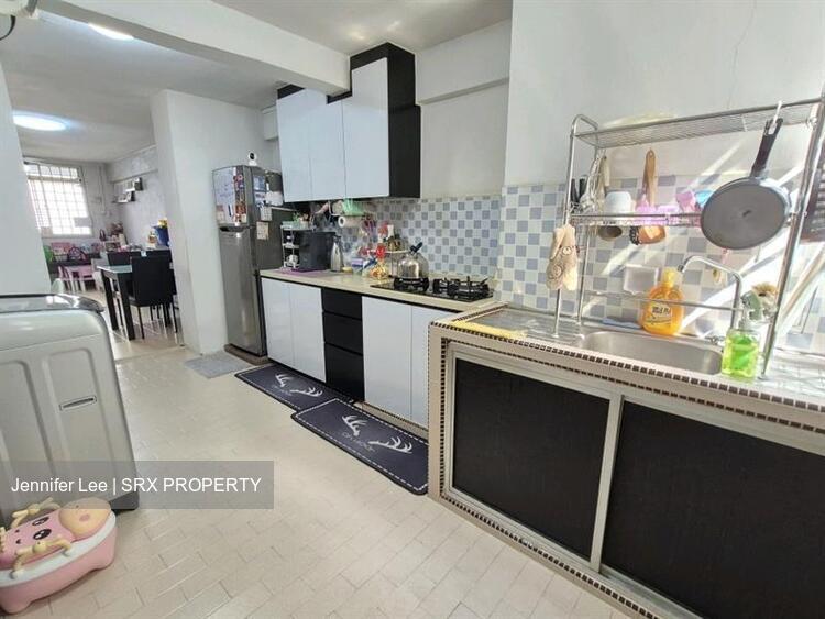 Blk 112 Ho Ching Road (Jurong West), HDB 3 Rooms #562203511